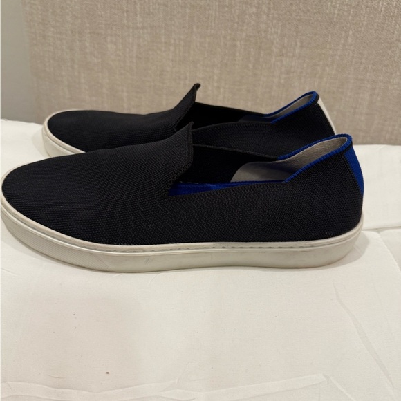 Rothy’s Women’s Loafers – Black & Blue Slip-Ons – Size 8.5 - Picture 2 of 6